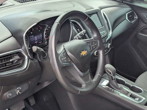 Used 2022 Chevrolet Equinox LT FWD image 16