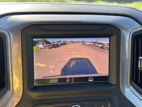 New 2026 Chevrolet Silverado 1500 Custom w/ LPO, Dark Essentials Package AWD/4WD image 18