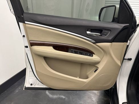 Used 2018 Acura MDX SH-AWD image 18