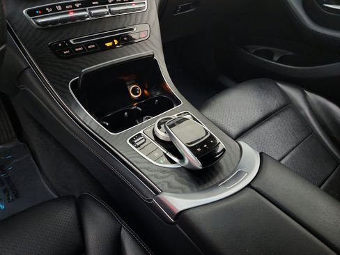 Used 2017 Mercedes-Benz GLC 300 4MATIC image 22