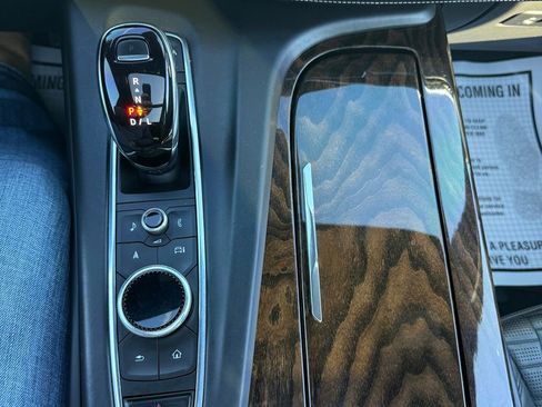 Used 2021 Cadillac Escalade Premium Luxury Platinum image 63