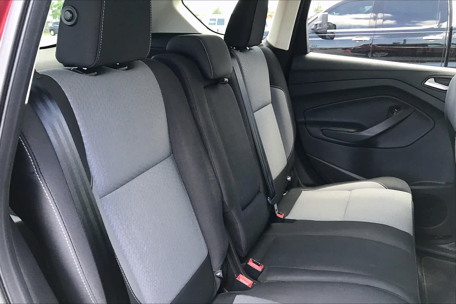 Used 2018 Ford Escape SE w/ SE Sync 3 Package AWD/4WD image 20