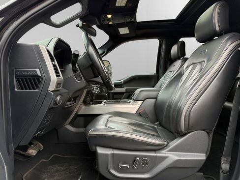 Certified 2022 Ford F350 Platinum w/ Tremor Off-Road Package image 9