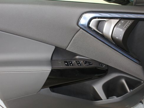 New 2026 BMW X3 xDrive30 w/ Premium Package image 11