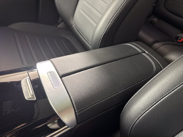 Used 2026 Mercedes-Benz GLC 300 4MATIC image 39