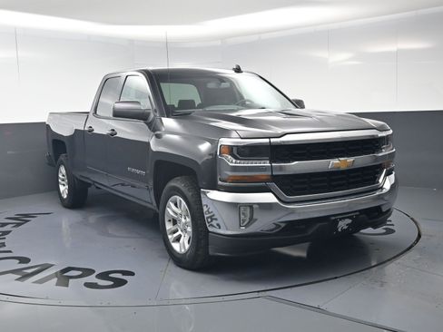 Used 2016 Chevrolet Silverado 1500 LT w/ All Star Edition AWD/4WD image 3