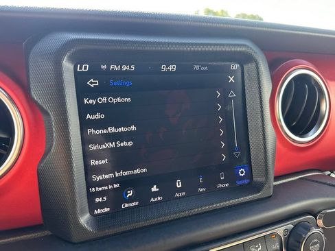 Used 2020 Jeep Gladiator Rubicon AWD/4WD image 41