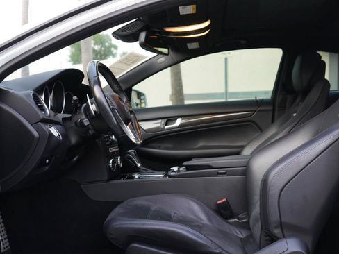 Used 2012 Mercedes-Benz C 63 AMG Coupe image 10