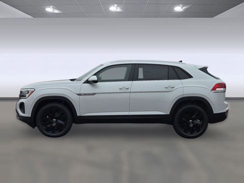 New 2026 Volkswagen Atlas Cross Sport SE AWD/4WD image 2