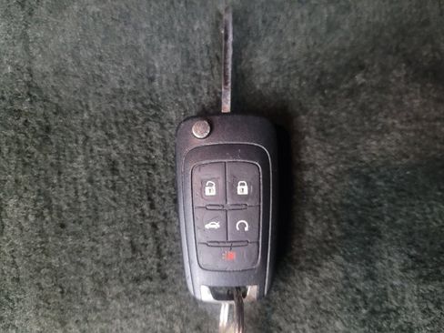 Used 2014 Chevrolet Impala LT w/ Convenience Package FWD image 32