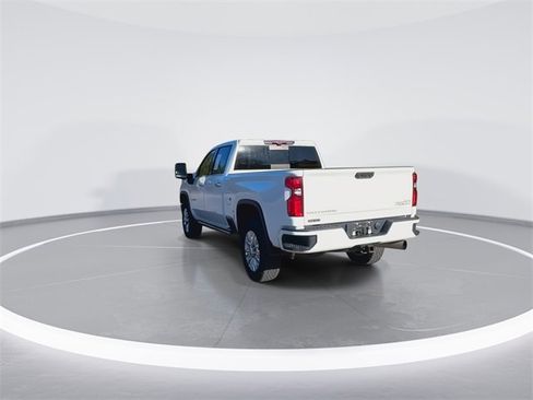 Used 2021 Chevrolet Silverado 2500 High Country w/ Z71 Off-Road Package image 9