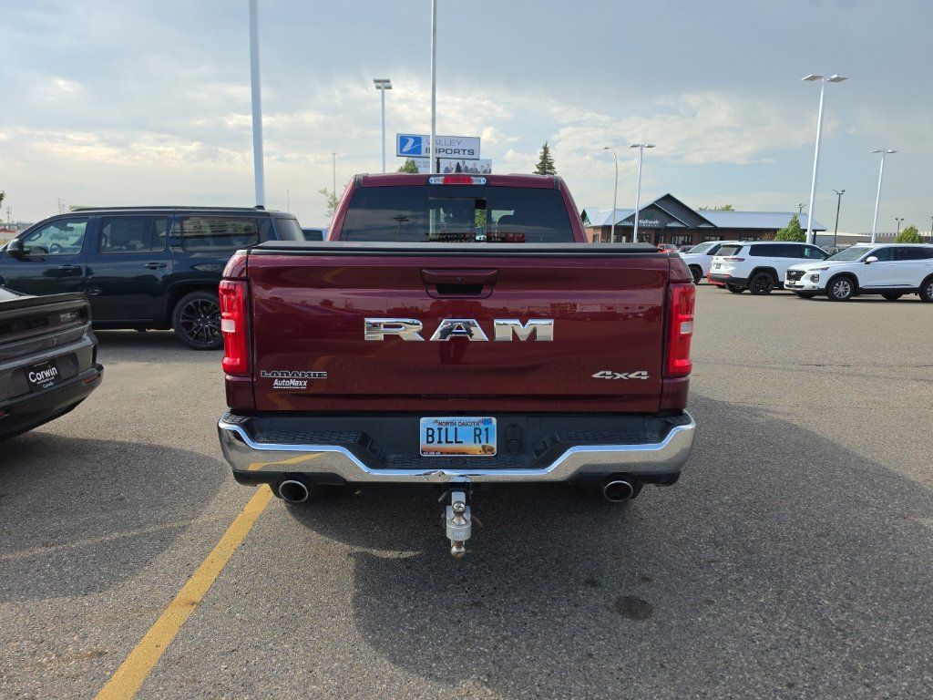 Used 2025 RAM 1500 Laramie AWD/4WD image 6