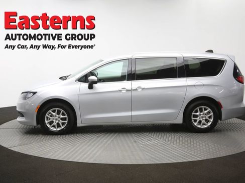 Used 2023 Chrysler Voyager LX FWD image 59