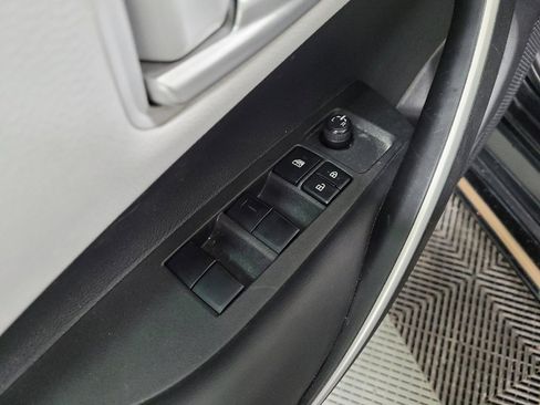 Used 2021 Toyota Corolla SE image 27