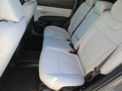 New 2026 Hyundai Tucson SE image 18