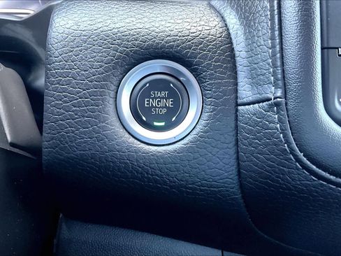 Used 2024 GMC Yukon XL Denali w/ Max Trailering Package image 35