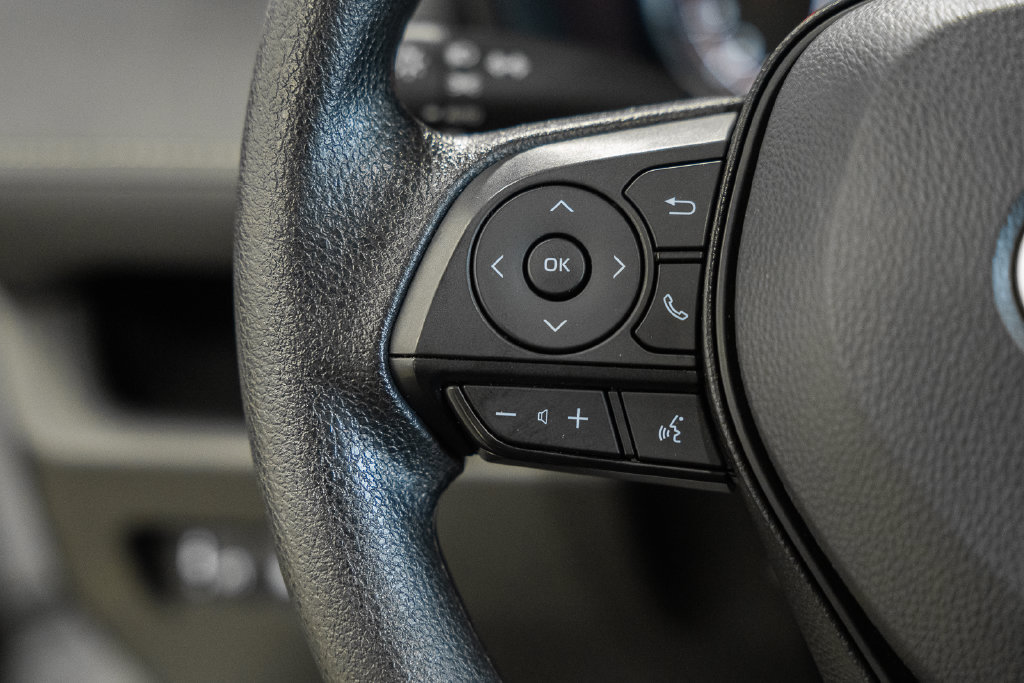 Certified 2025 Toyota RAV4 XLE AWD/4WD image 27