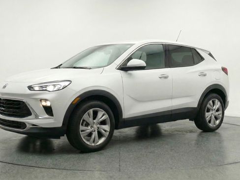 Used 2025 Buick Encore GX Preferred image 3