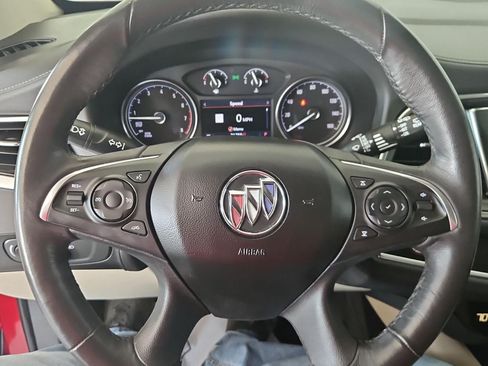 Used 2020 Buick Enclave Essence w/ Sound and Sites Package AWD/4WD image 25