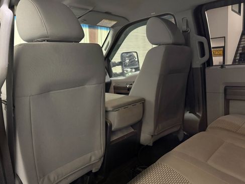 Used 2014 Ford F250 XL w/ Power Equipment Group image 5