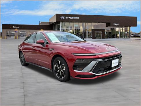 Used 2025 Hyundai Sonata SEL FWD image 7