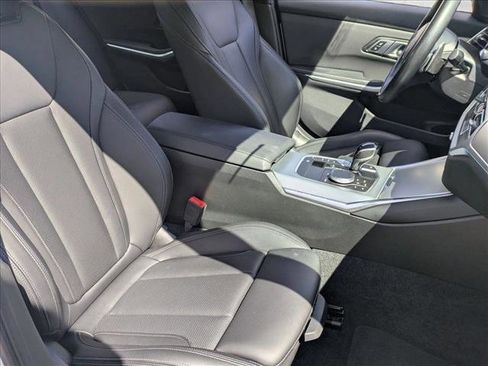 Used 2022 BMW M340i xDrive w/ Driving Assistance Package image 21