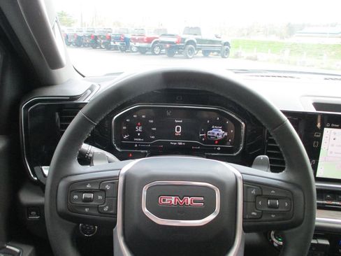 Used 2025 GMC Sierra 1500 SLT w/ SLT Premium Plus Package image 33