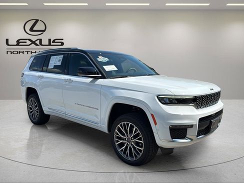 Used 2023 Jeep Grand Cherokee L Summit AWD/4WD image 4