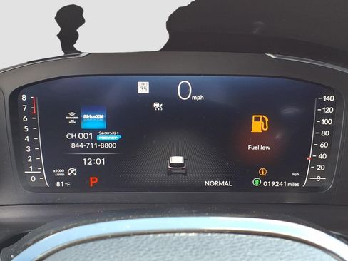 Used 2025 Honda Pilot Elite image 30