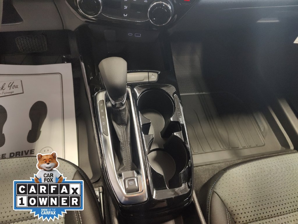 Used 2025 Chevrolet Trax LT FWD image 14
