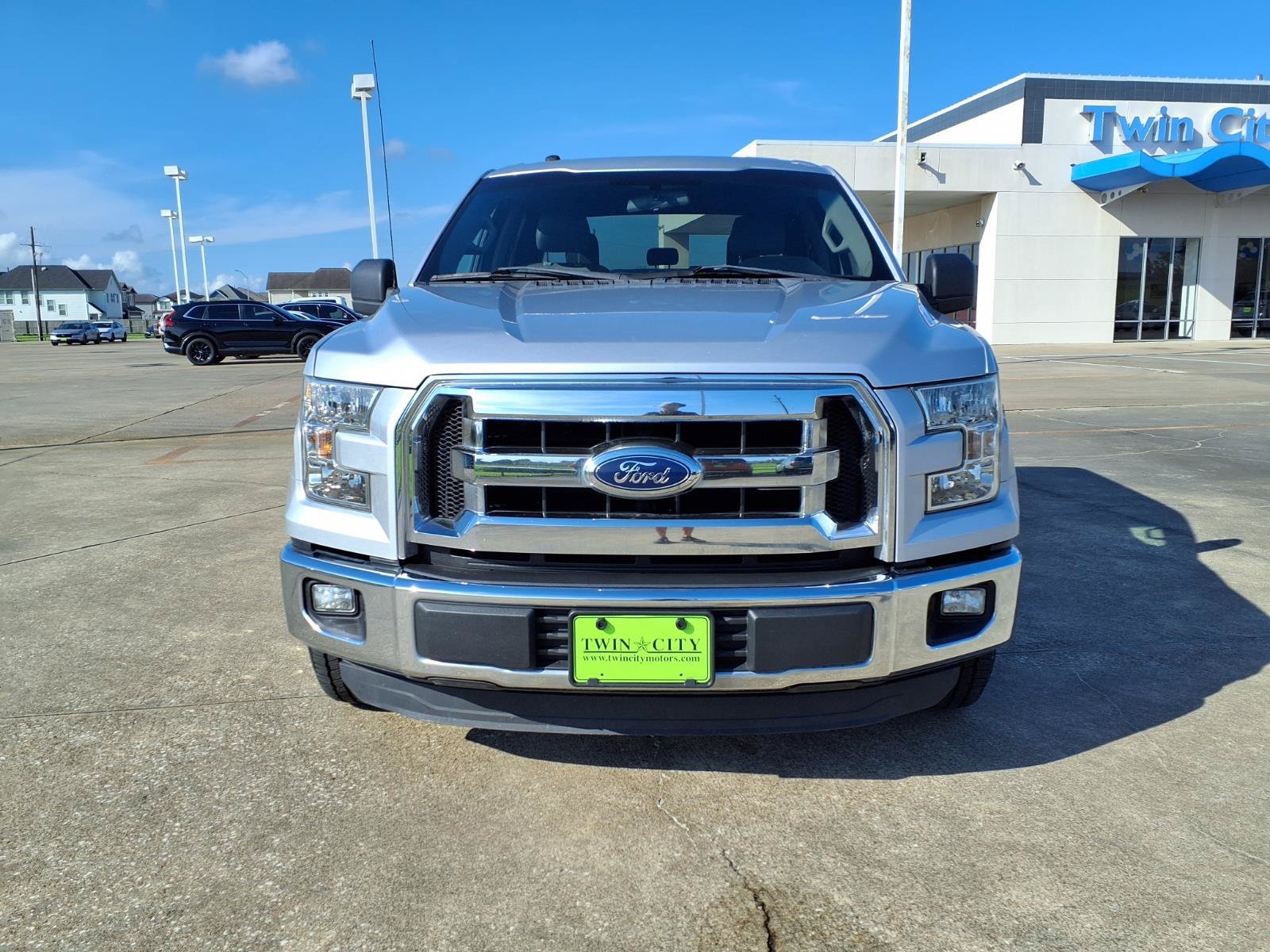 Used 2016 Ford F150 XLT RWD image 3