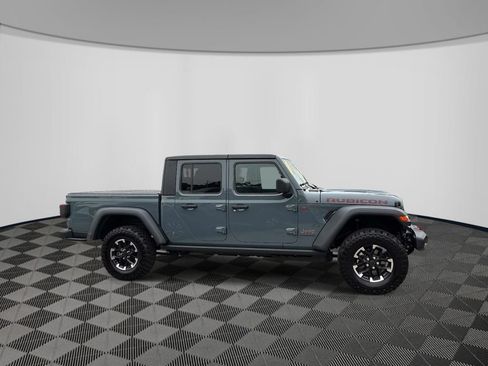 Used 2026 Jeep Gladiator Rubicon w/ Dual Top Group AWD/4WD image 8