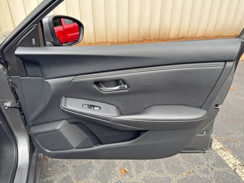 Used 2023 Nissan Sentra S FWD image 36