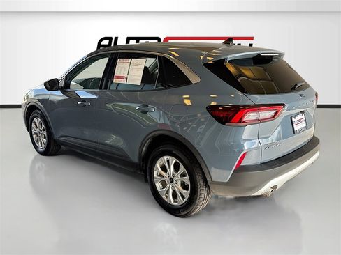 Used 2024 Ford Escape Active image 5