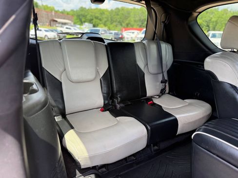 Used 2019 INFINITI QX80 Limited w/ All-Season Package AWD/4WD image 16