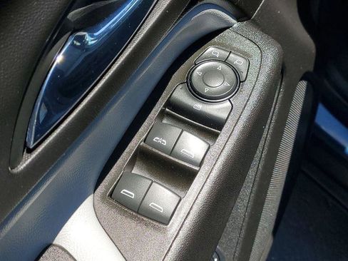 Certified 2024 Chevrolet Equinox LT AWD/4WD image 23