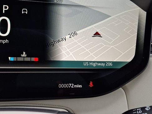 New 2026 Land Rover Range Rover SE image 18