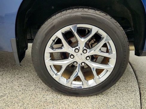 Used 2019 Chevrolet Silverado 1500 LTZ w/ LTZ Premium Package image 9