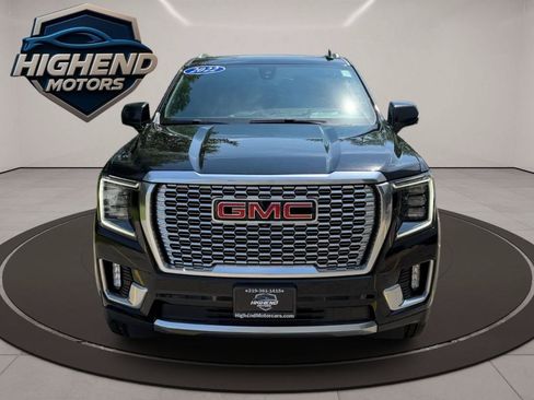 Used 2022 GMC Yukon XL Denali w/ Denali Ultimate Package AWD/4WD image 10