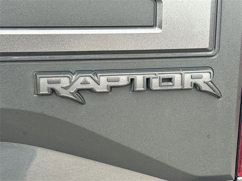 Used 2019 Ford F150 Raptor w/ Equipment Group 802A Luxury image 36