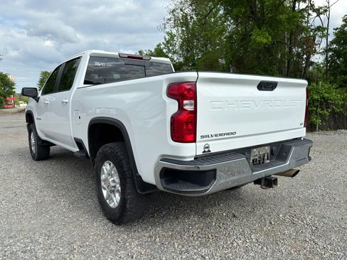 Used 2023 Chevrolet Silverado 2500 LT w/ Convenience Package AWD/4WD image 10