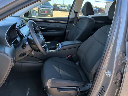 Used 2024 Hyundai Tucson SE image 12