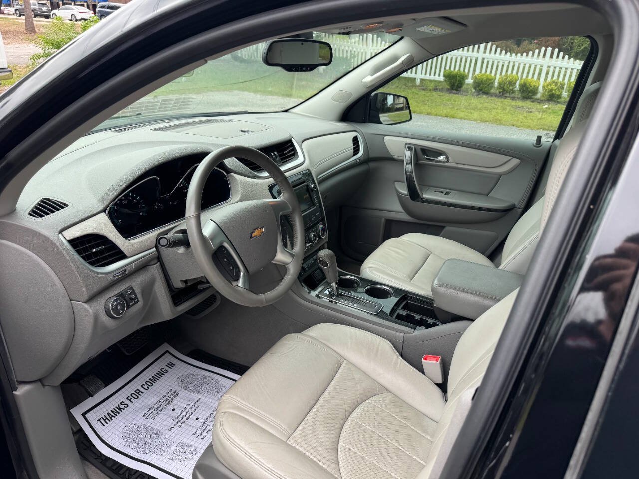Used 2016 Chevrolet Traverse LTZ FWD image 9