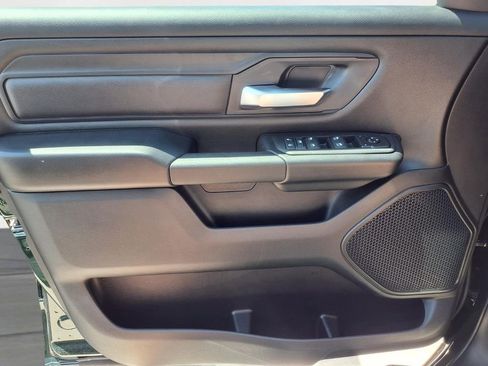 New 2026 RAM 1500 Express AWD/4WD image 15