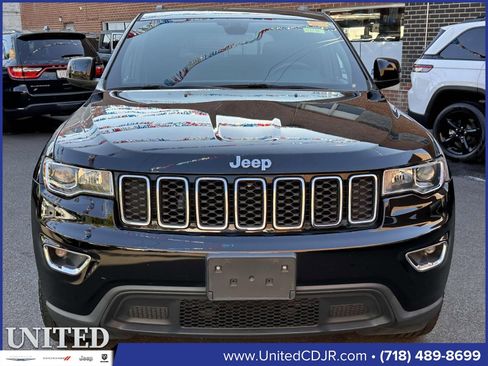 Used 2020 Jeep Grand Cherokee Laredo image 9