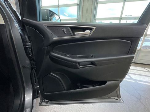 Used 2022 Ford Edge SEL w/ Cargo Accessory Package AWD/4WD image 26