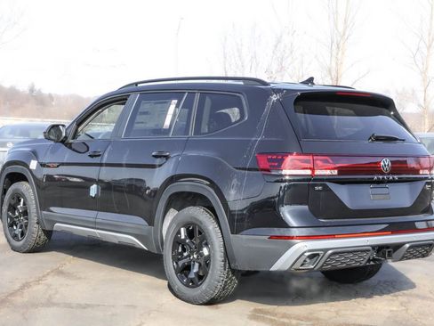 New 2026 Volkswagen Atlas Peak Edition image 6