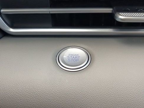 New 2025 Hyundai Elantra Sport FWD image 25