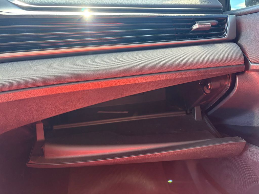 Used 2025 Toyota Camry LE w/ Convenience Package FWD image 31