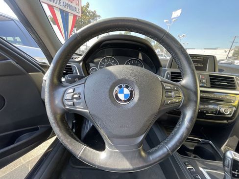 Used 2016 BMW 320i Sedan image 6